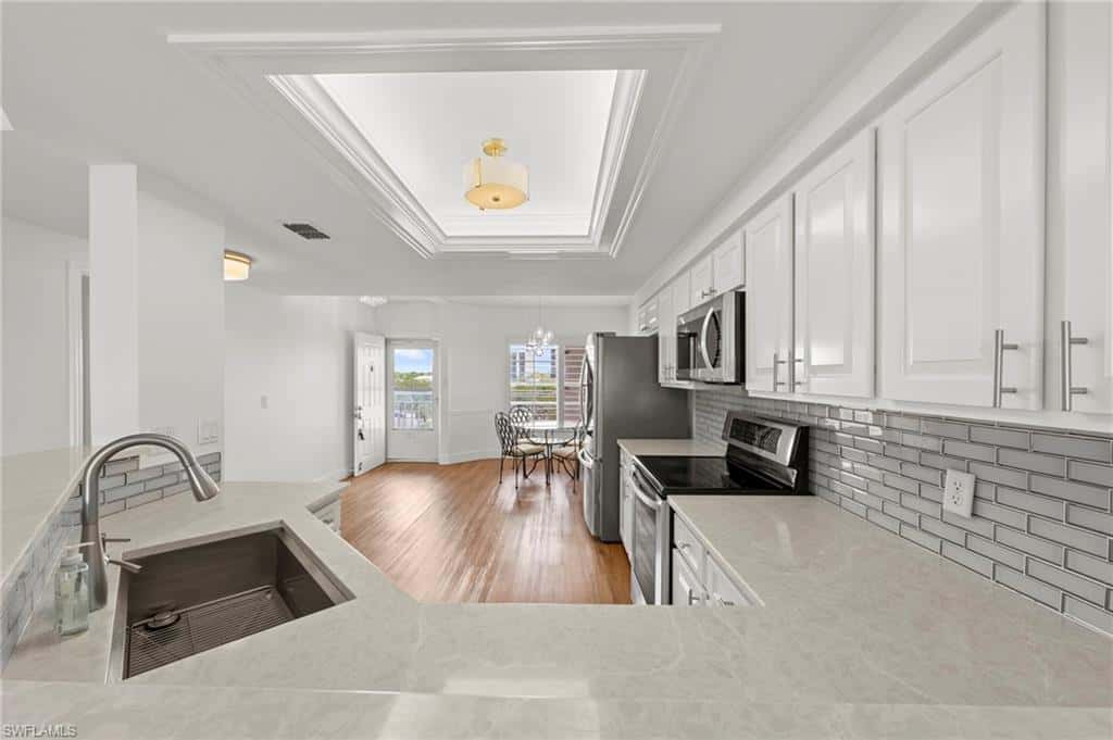 13105 Vanderbilt Dr #502, Naples, photo 11