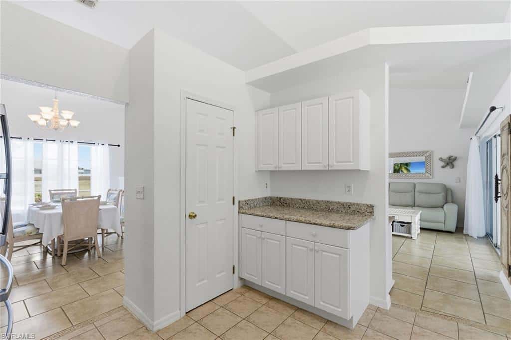 2105 29th Ter, Cape Coral, photo 16