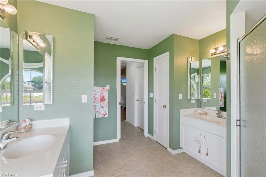 2105 29th Ter, Cape Coral, photo 26