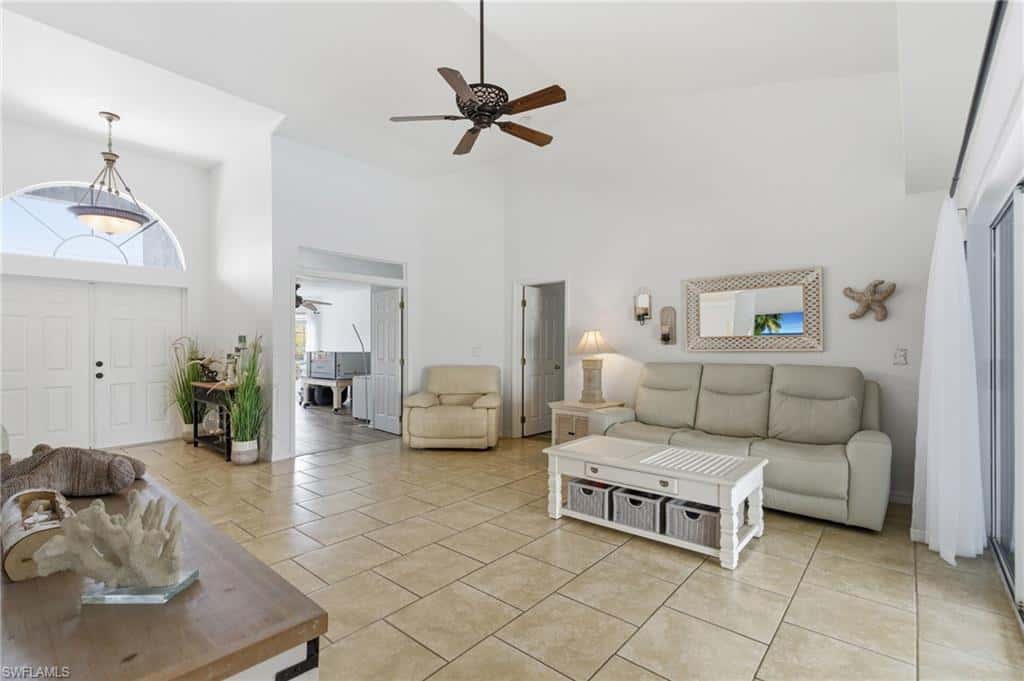 2105 29th Ter, Cape Coral, photo 9