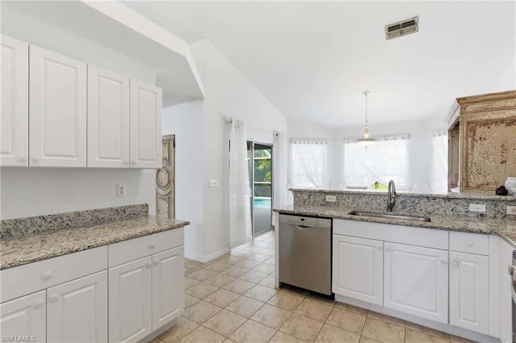 2105 29th Ter, Cape Coral, photo 15