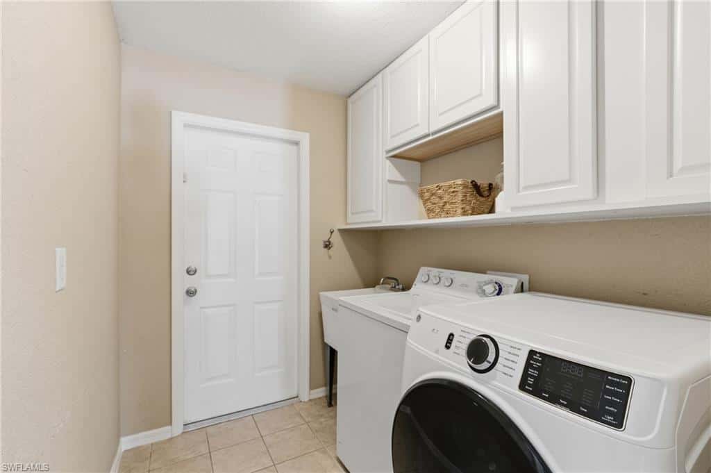 2105 29th Ter, Cape Coral, photo 35