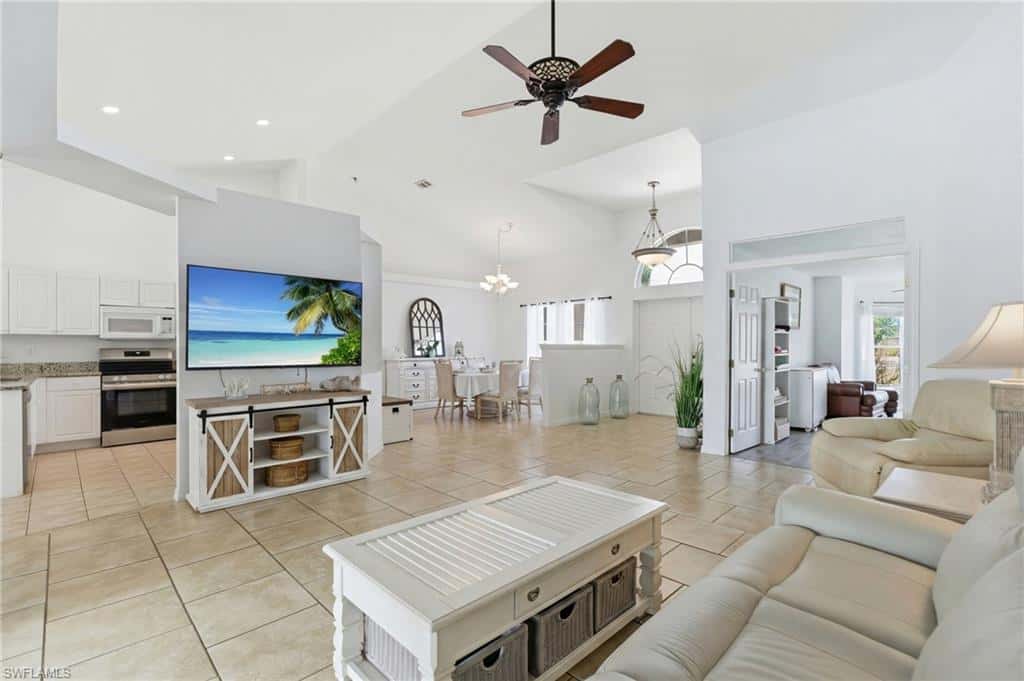 2105 29th Ter, Cape Coral, photo 8