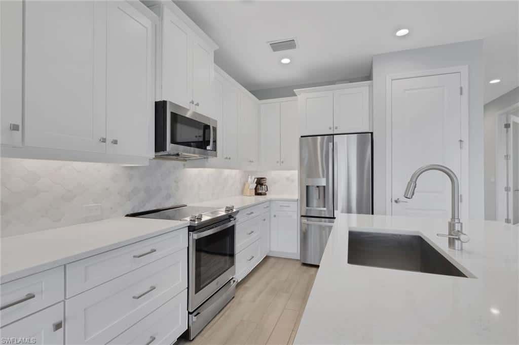 2633 Seychelles Cir #2305, Naples, photo 5