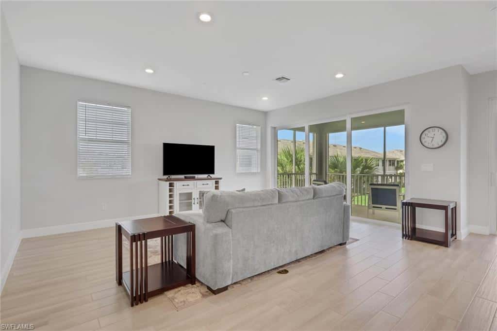 2633 Seychelles Cir #2305, Naples, photo 9
