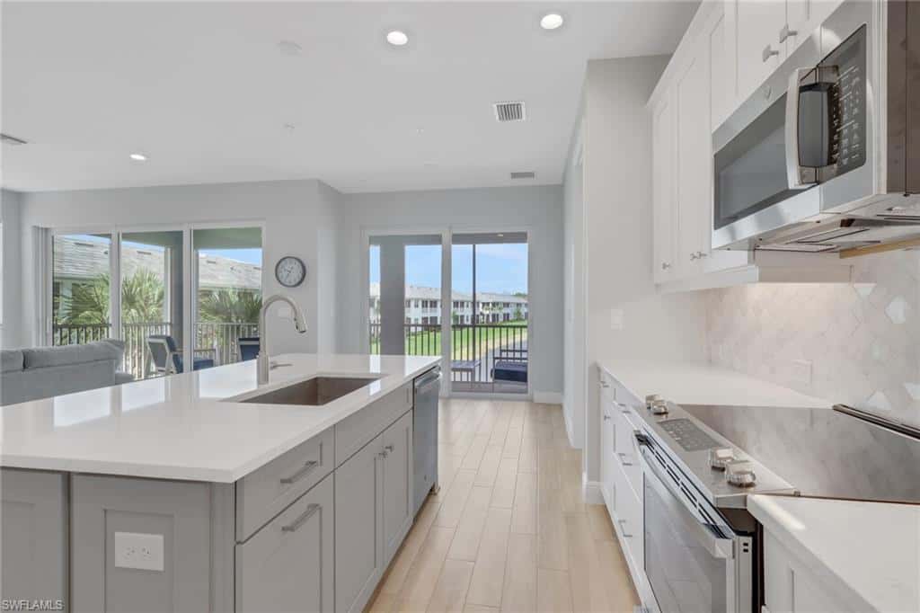 2633 Seychelles Cir #2305, Naples, photo 4