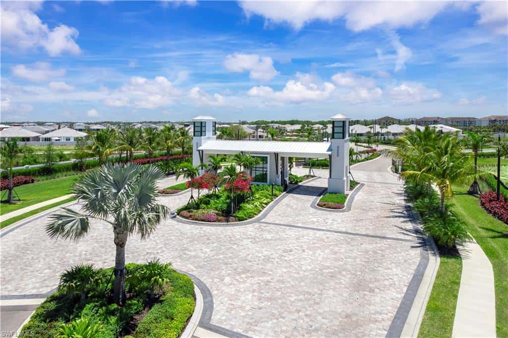 8718 Driftwood Dr, Naples, photo 28