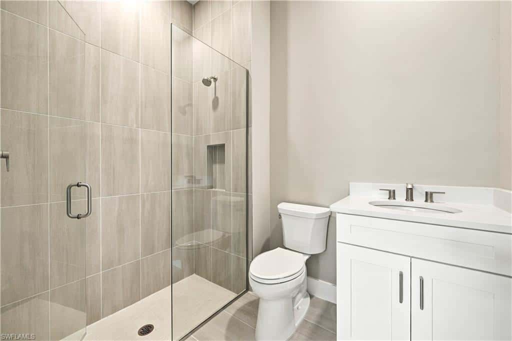 8718 Driftwood Dr, Naples, photo 20