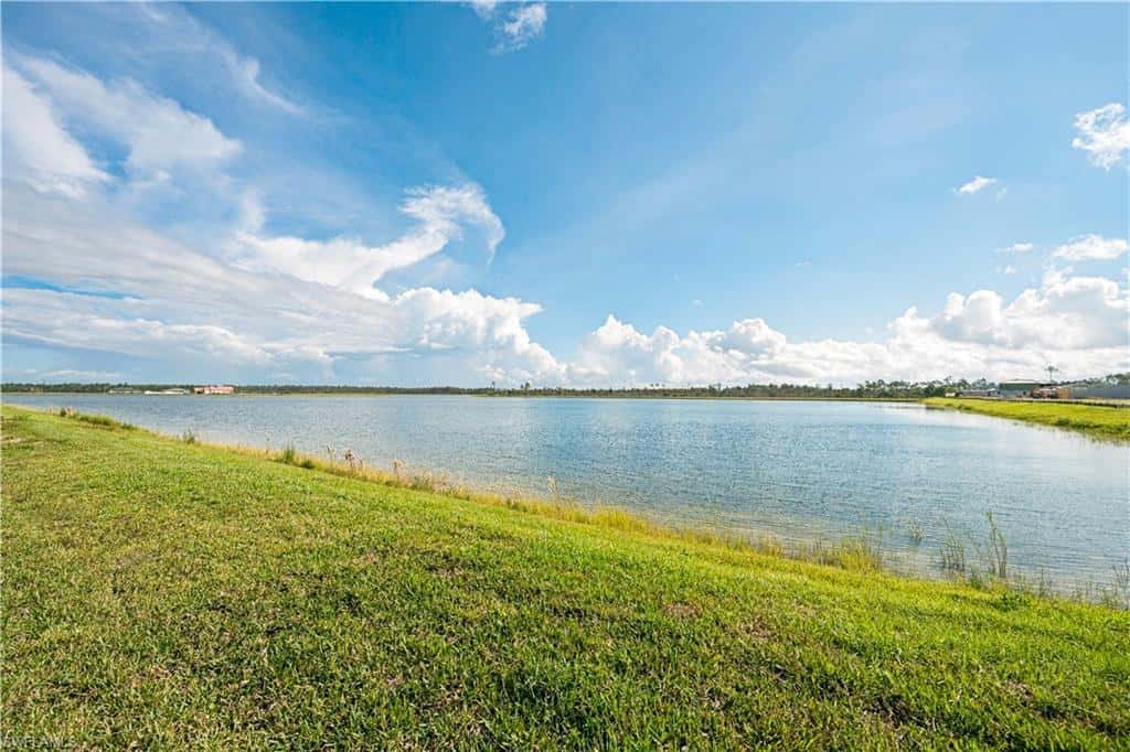 8718 Driftwood Dr, Naples, photo 10