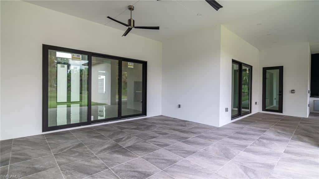649 Golden Gate Blvd, Naples, photo 43