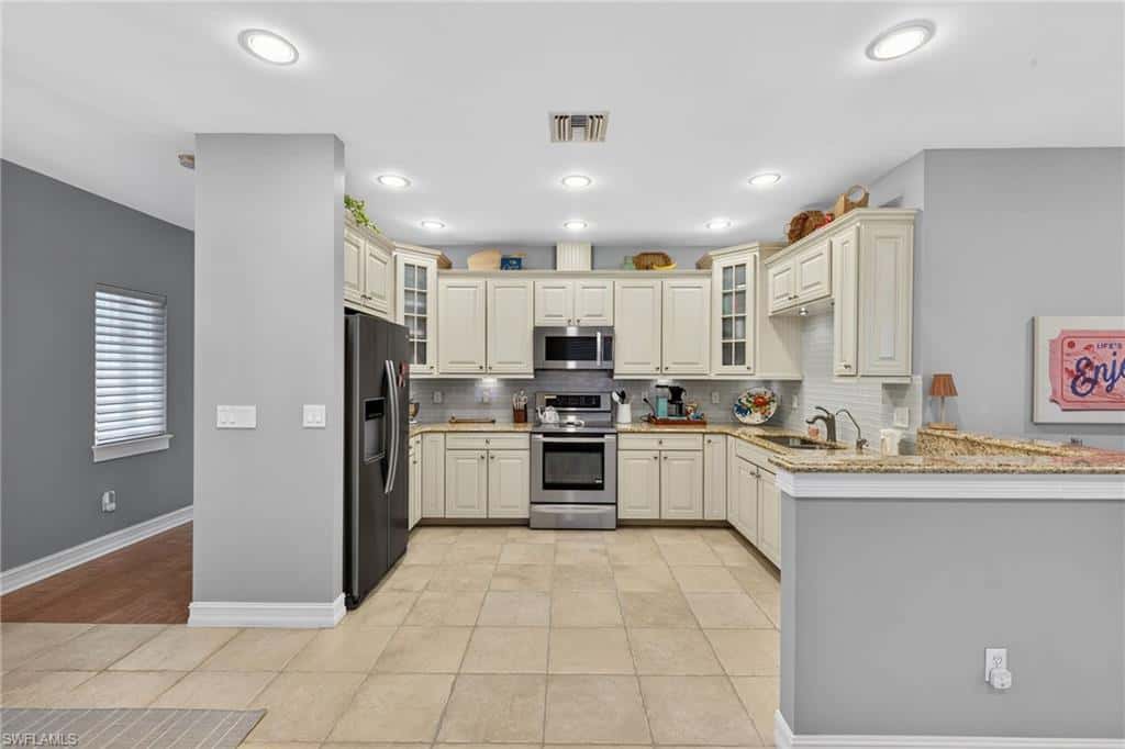 740 5th Ave, Naples, photo 8