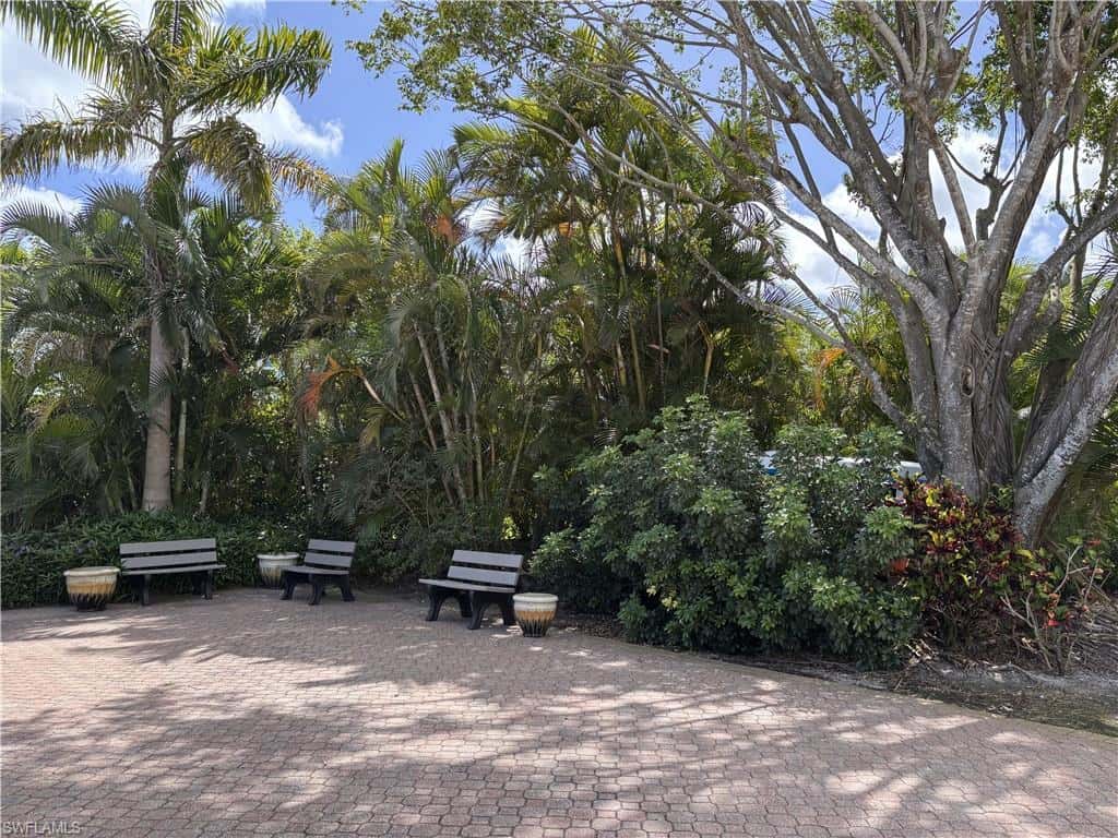 300 Park Shore Dr #1b, Naples, photo 19