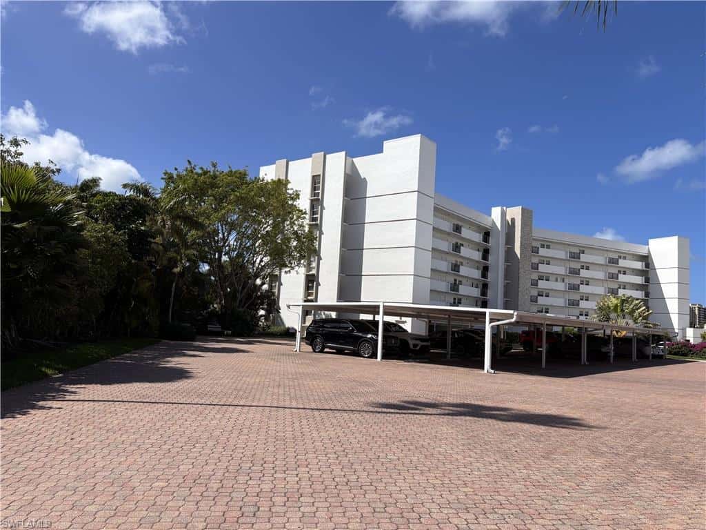 300 Park Shore Dr #1b, Naples, photo 21
