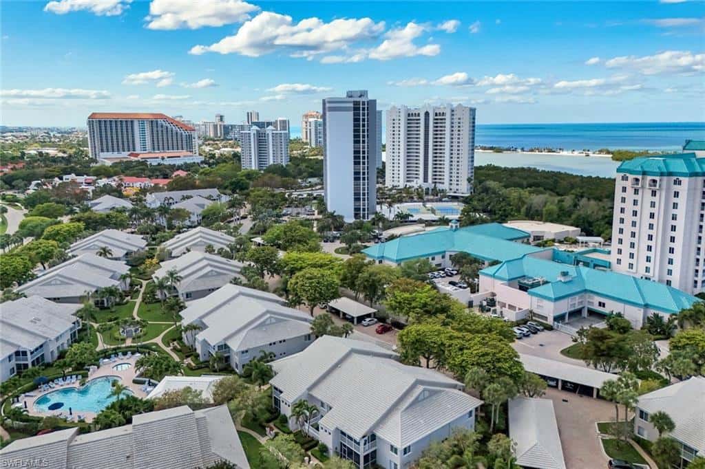 5817 Glencove Dr #402, Naples, photo 27