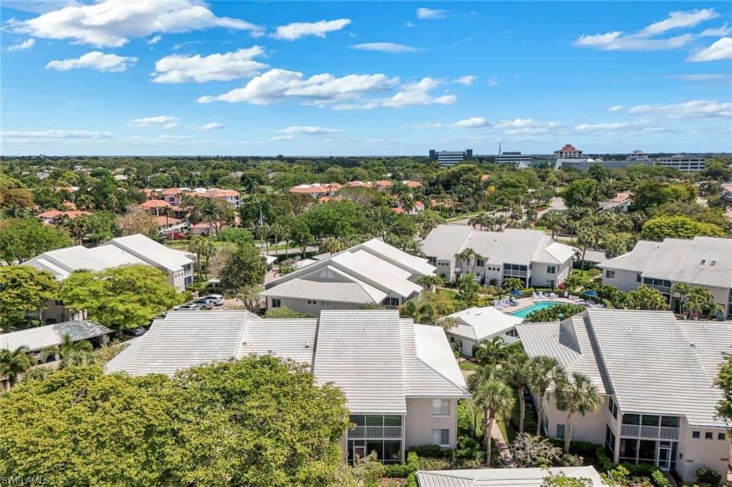 5817 Glencove Dr #402, Naples, photo 42