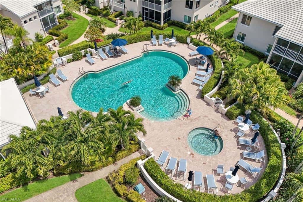 5817 Glencove Dr #402, Naples, photo 44