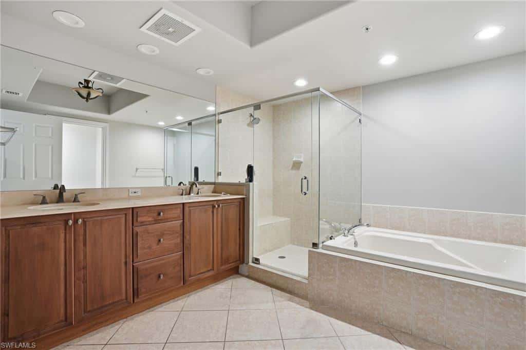 2738 Tiburon Blvd #b104, Naples, photo 8