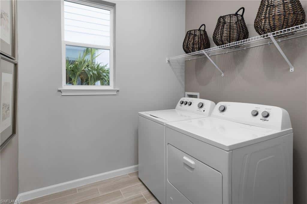 1541 Panoramic Vista Ave, Naples, photo 16