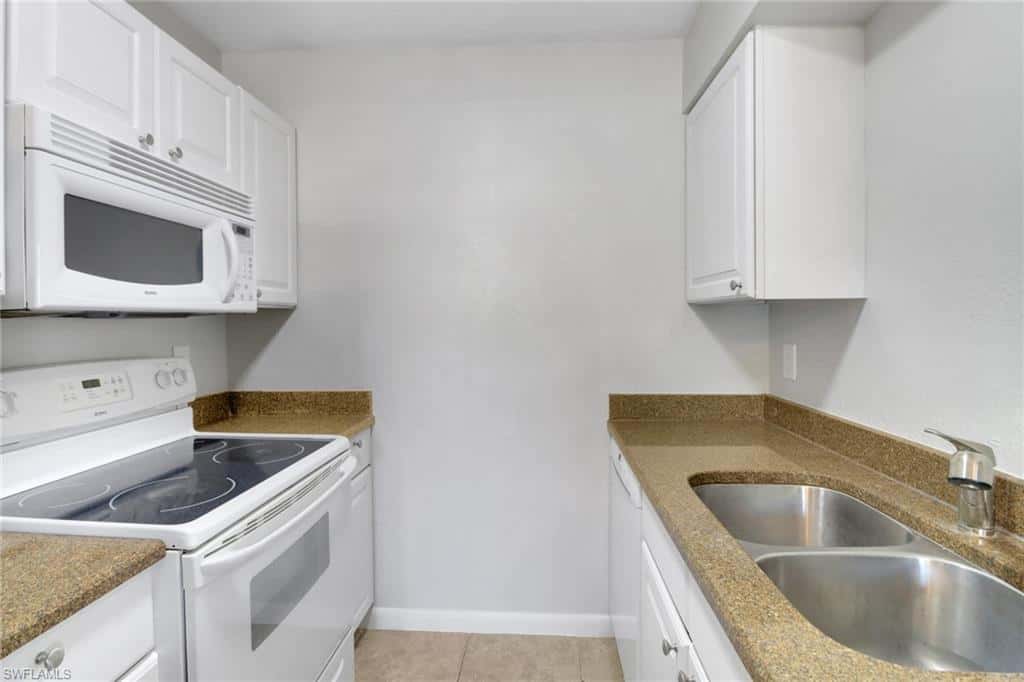 4635 Bayshore Dr #p4, Naples, photo 4