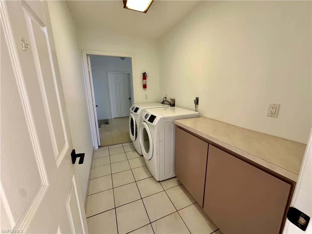 1922 10th Pl, Cape Coral, photo 26