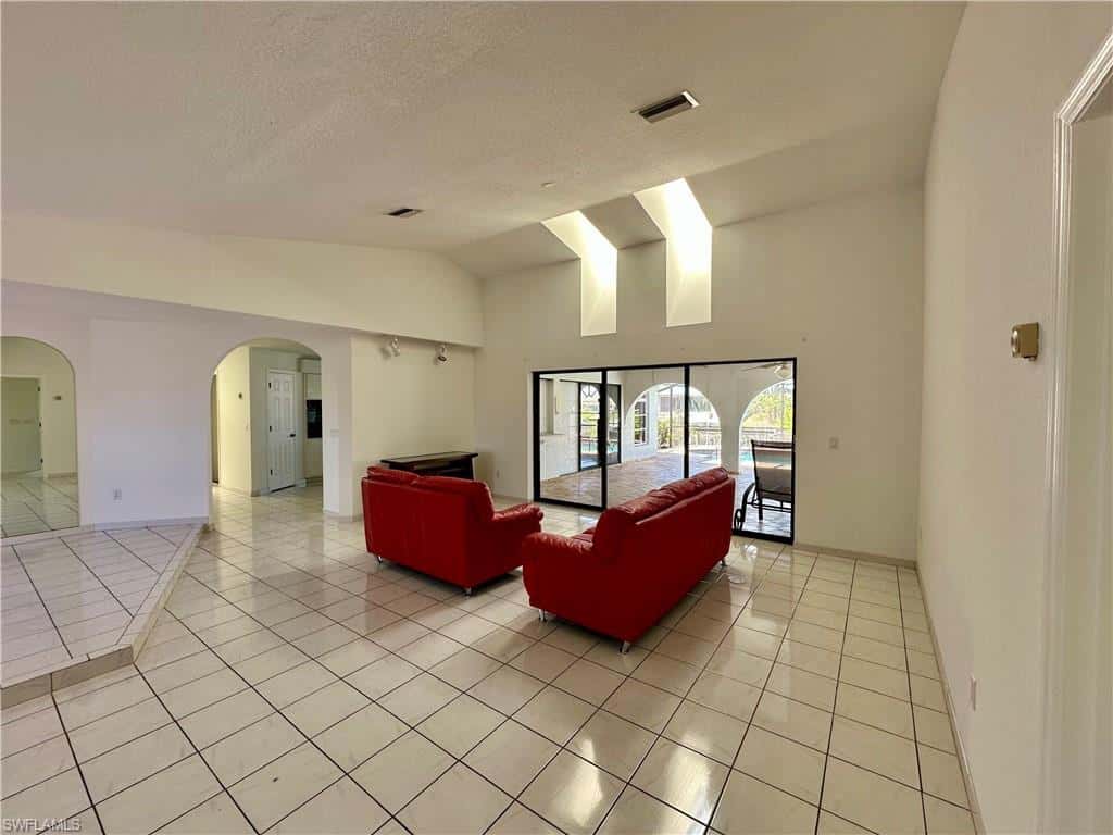1922 10th Pl, Cape Coral, photo 4