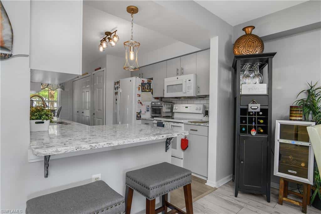 15475 Cedarwood Ln #203, Naples, photo 12