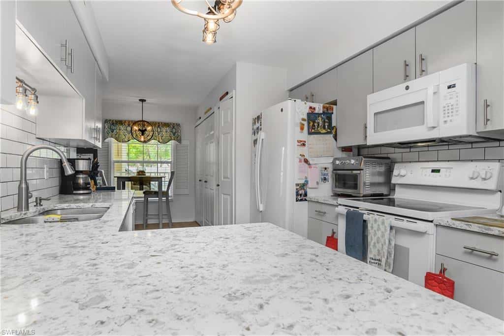 15475 Cedarwood Ln #203, Naples, photo 14