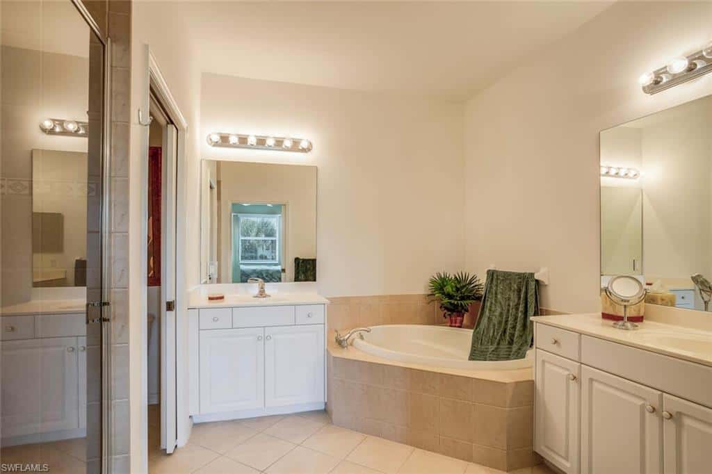 3980 Bishopwood Ct #204, Naples, photo 15