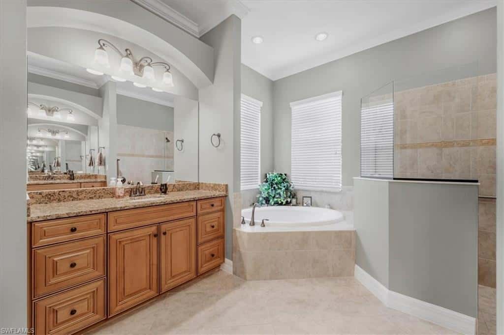 11015 Longwing Dr, Fort Myers, photo 21
