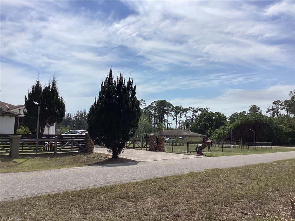 1702 Highland Ave, Lehigh Acres, photo 33