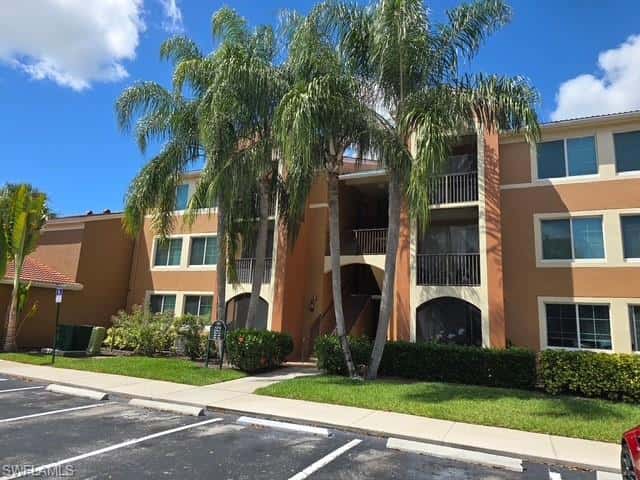 1210 Reserve Way #204, Naples, photo 5
