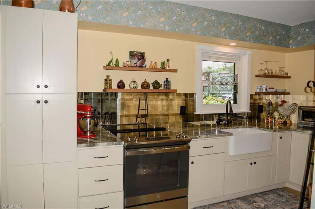 27213 Rio Vista Cir, Bonita Springs, photo 12