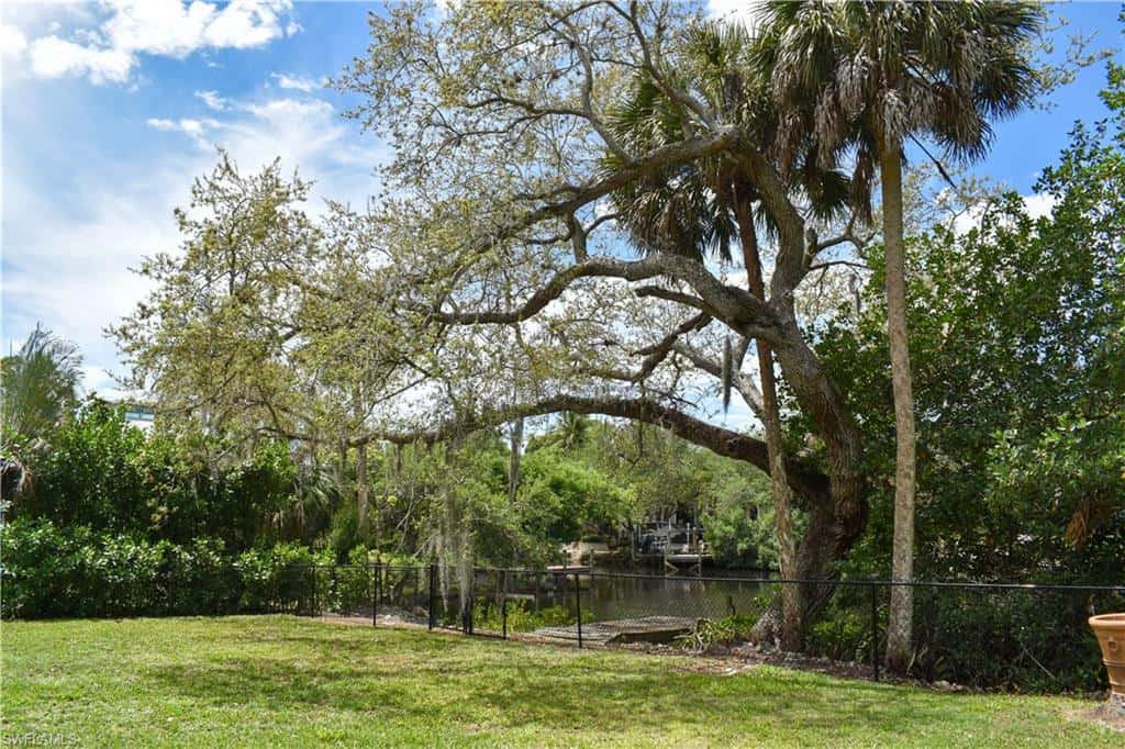 27213 Rio Vista Cir, Bonita Springs, photo 5