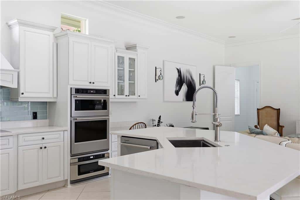2844 Coco Lakes Dr, Naples, photo 8