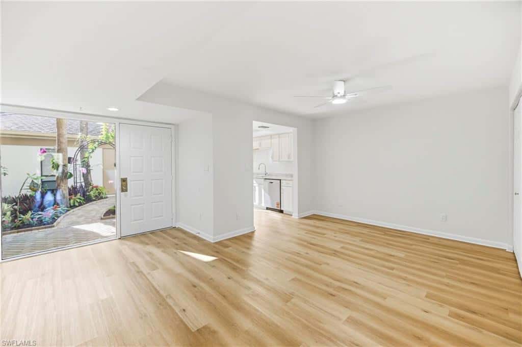 517 Lake Louise Cir #103, Naples, photo 5