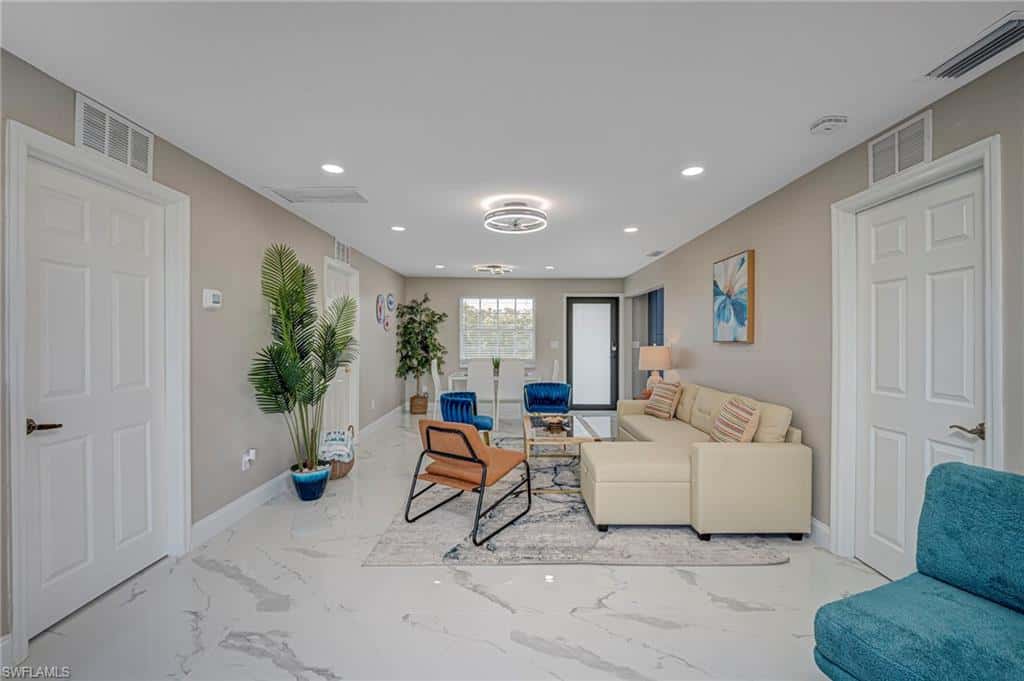 103 Tropical Shore Way, Fort Myers Beach, photo 9