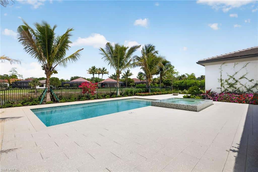 16736 Lucarno Way, Naples, photo 33