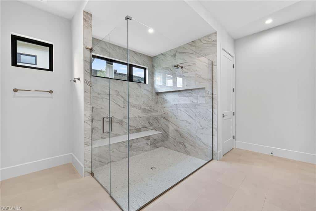 16736 Lucarno Way, Naples, photo 19