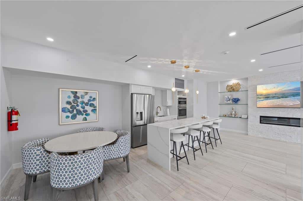 1 Bluebill Ave #402, Naples, photo 5