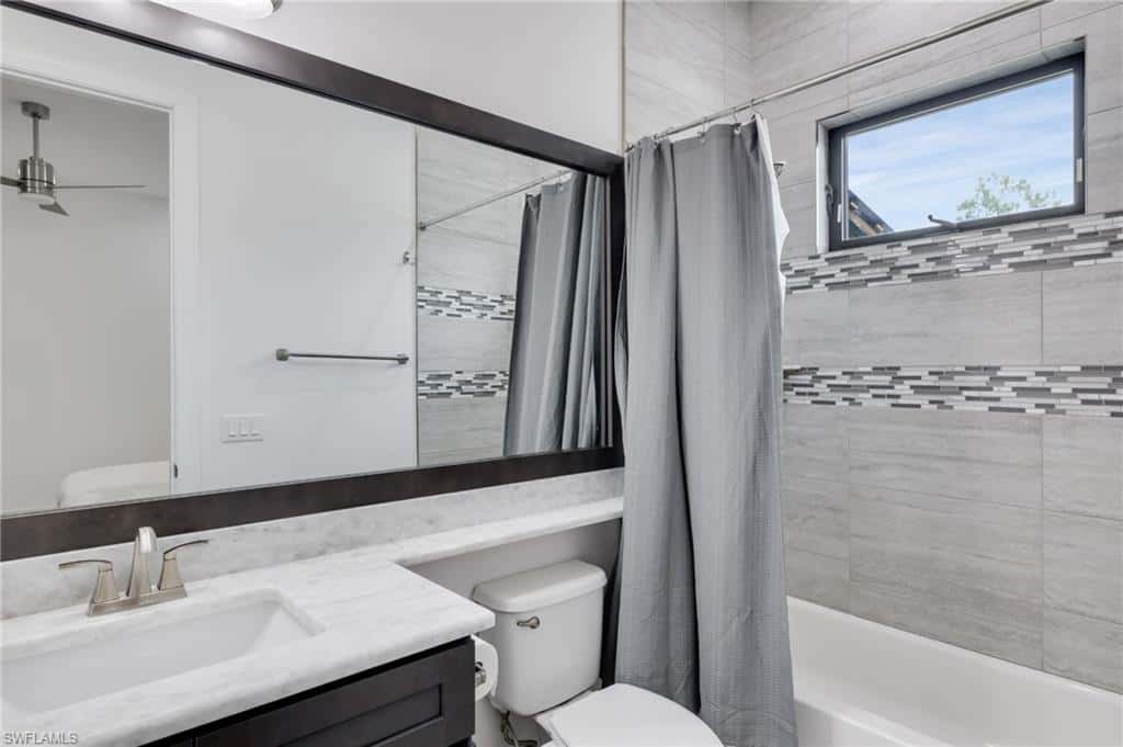 6423 Livingston Woods Ln, Naples, photo 16