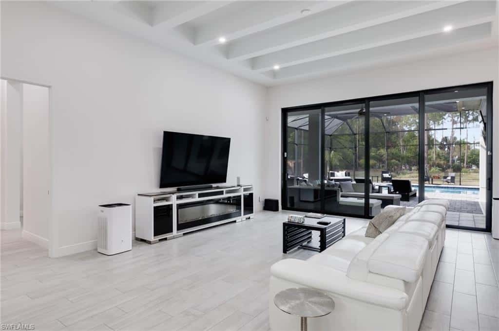 6423 Livingston Woods Ln, Naples, photo 8