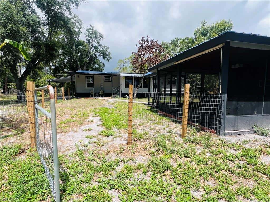 155 Evans Rd, Labelle, photo 17