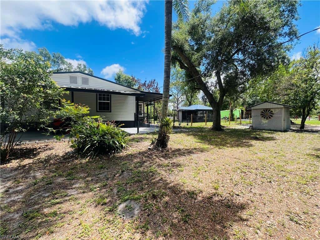 155 Evans Rd, Labelle, photo 4