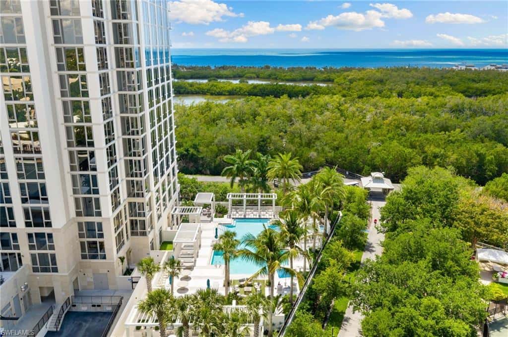 6897 Grenadier Blvd #1001, Naples, photo 32