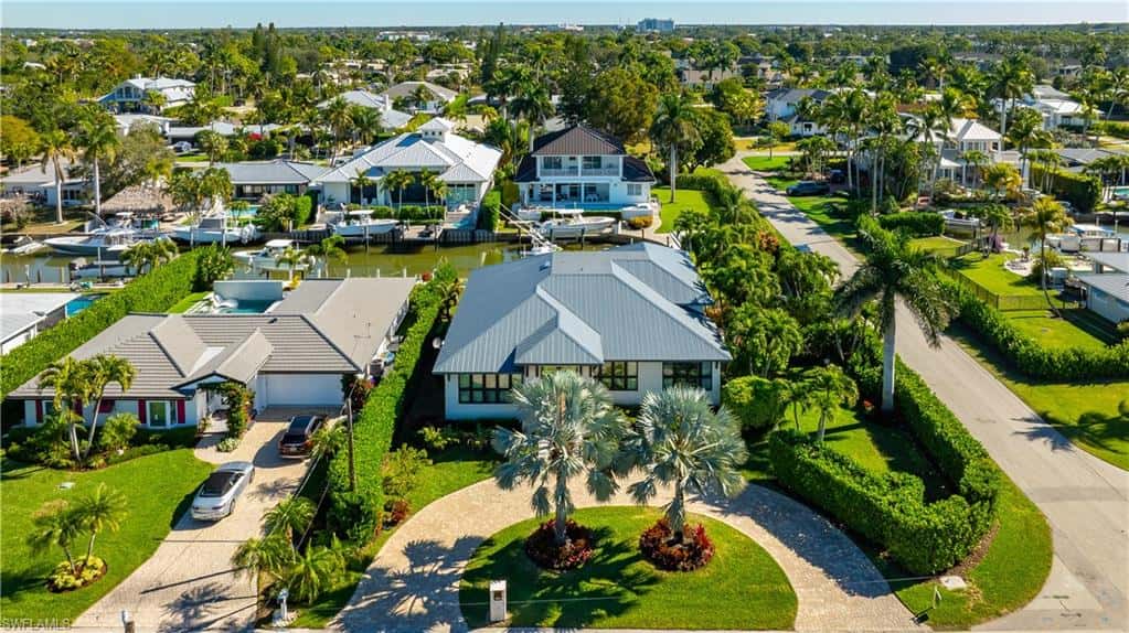 1585 Mullet Ln, Naples, photo 49