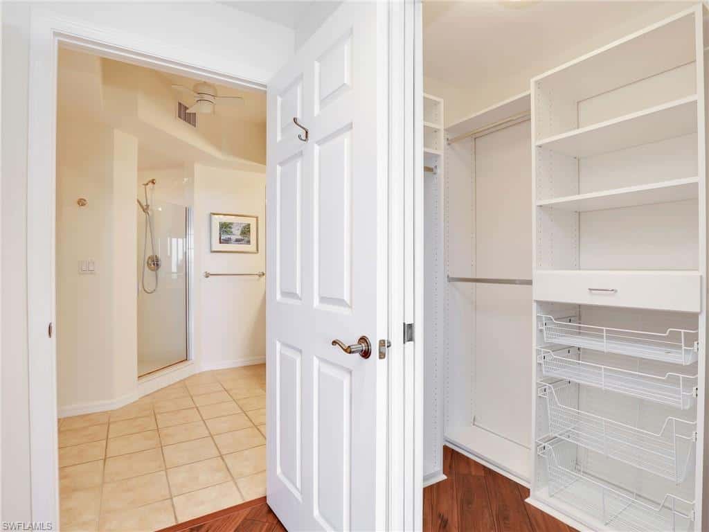 1001 Arbor Lake Dr #307, Naples, photo 8