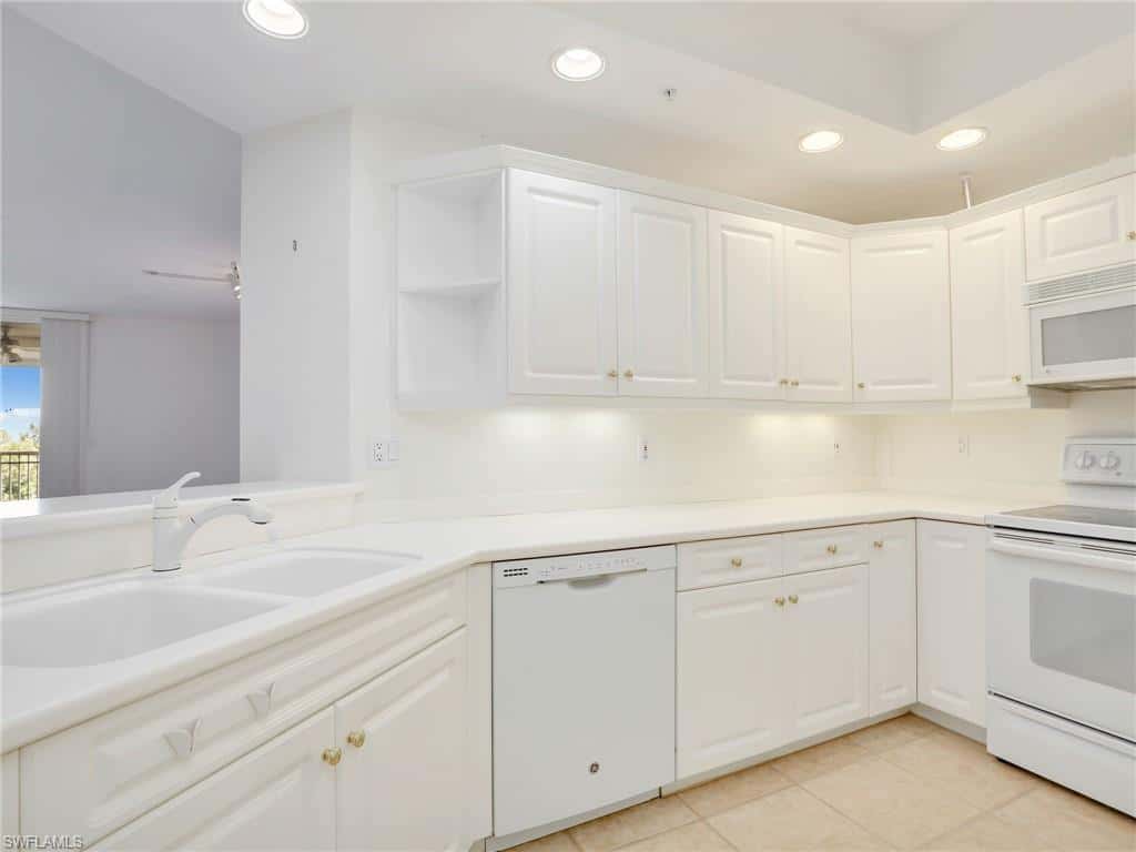 1001 Arbor Lake Dr #307, Naples, photo 21