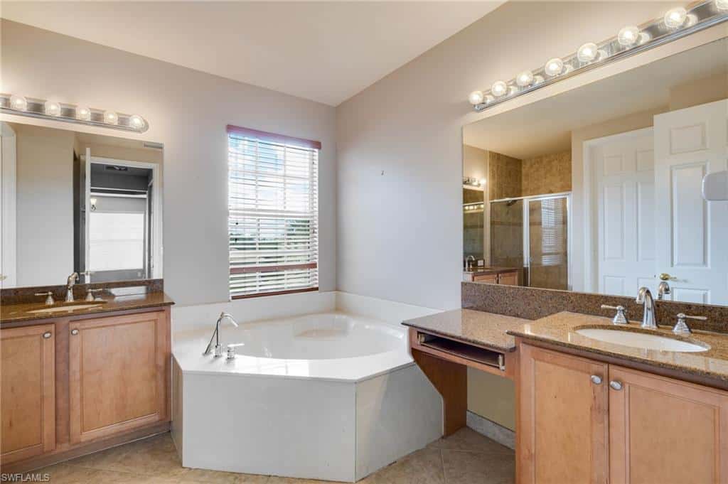 10519 Winged Elm Ln, Fort Myers, photo 16