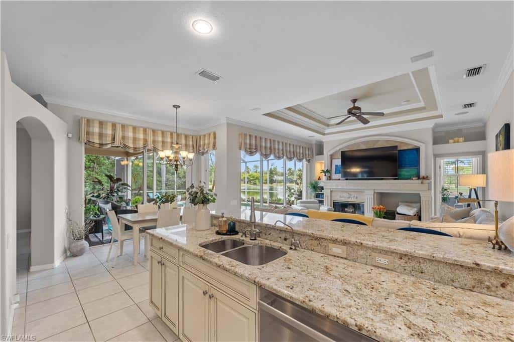 7661 Knightwing Cir, Fort Myers, photo 16