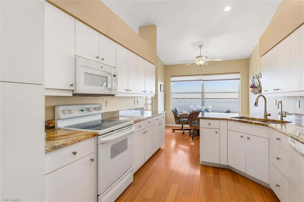 200 Harbor Walk Dr #354, Punta Gorda, photo 4
